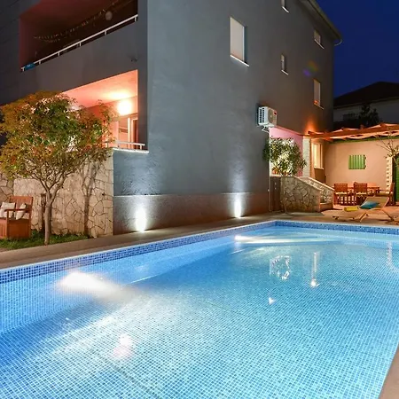 Sima- Luxury With Private Pool *