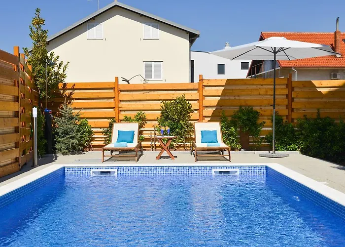 Sima- Luxury With Private Pool Lejlighed Zadar