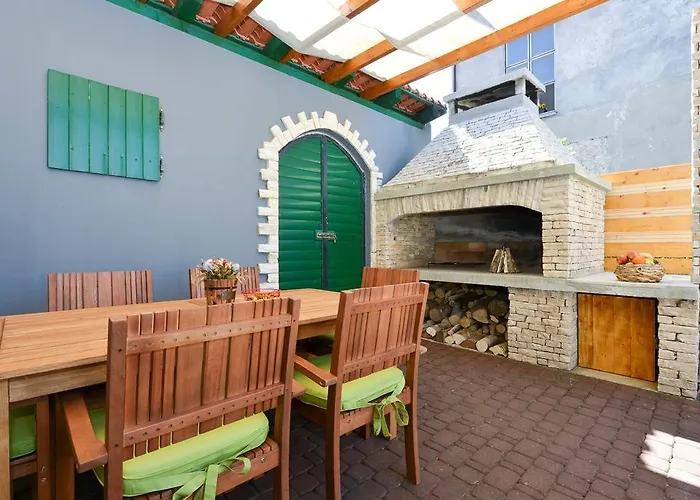 Sima- Luxury With Private Pool Zadar