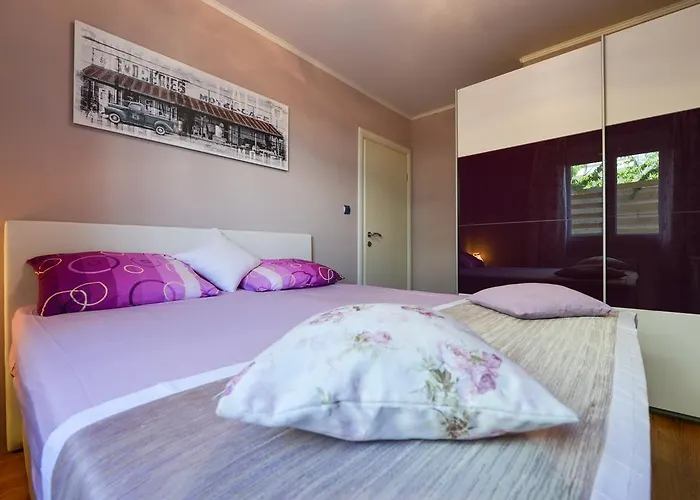 Sima- Luxury With Private Pool Zadar