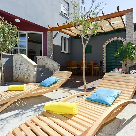 Sima- Luxury With Private Pool Apartmán