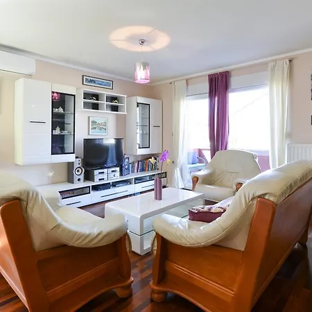 Sima- Luxury With Private Pool Appartement Zadar