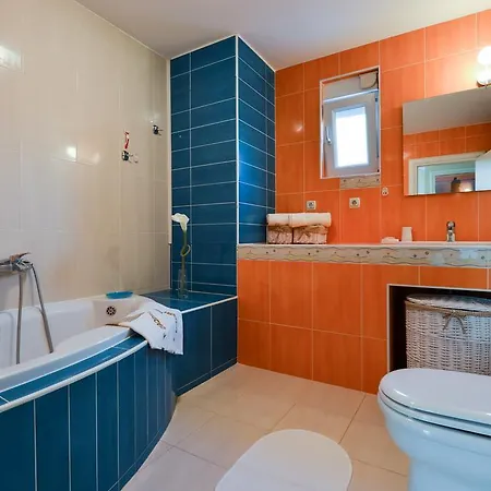 Sima- Luxury With Private Pool