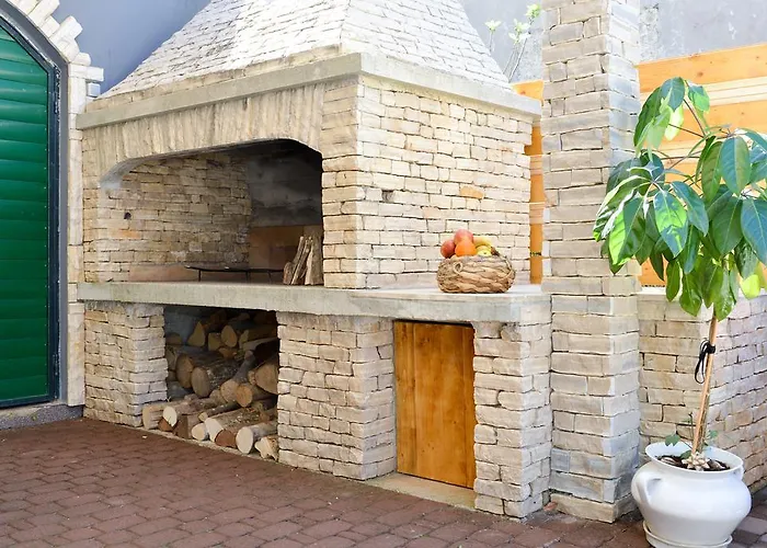 Sima- Luxury With Private Pool זאדאר