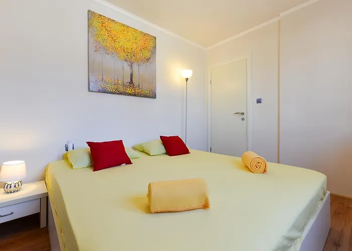 Sima- Luxury With Private Pool